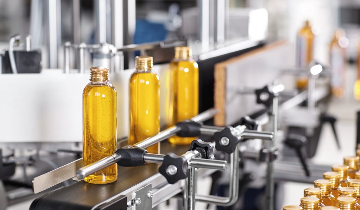 Modernizacja maszyn w zakładach spożywczych – kiedy przeróbka jest lepsza niż zakup nowej maszyny?